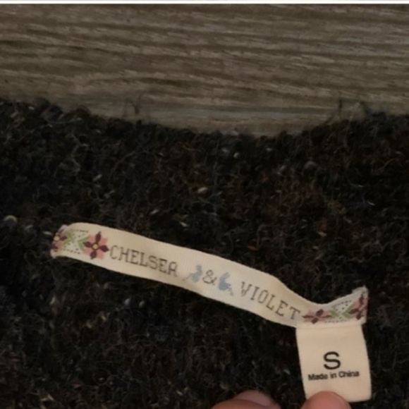 STUNNING EUC Chelsea & Violet Ruffle Sweater Dress! - Picture 5 of 5